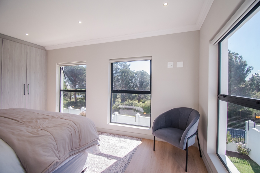 3 Bedroom Property for Sale in Helderberg Village Western Cape